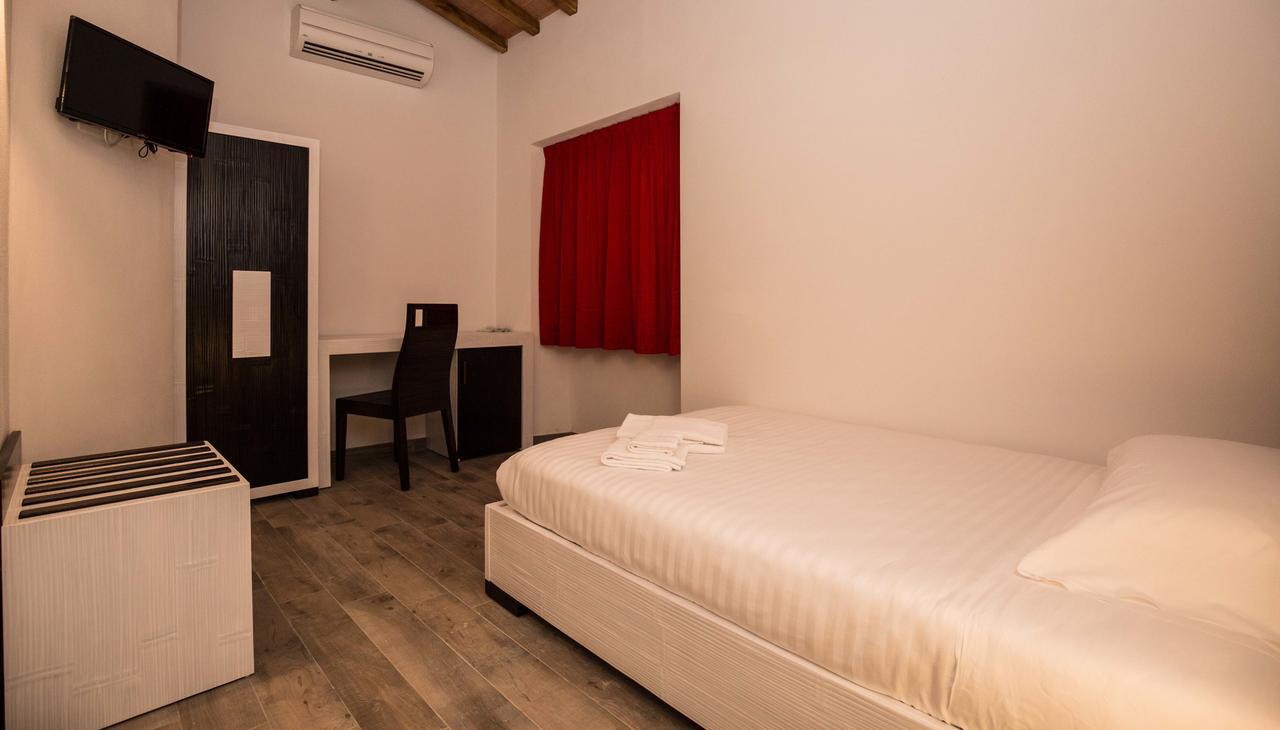 Hotel Villa Bartolini カレンツァーノ エクステリア 写真